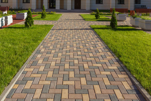Best Professional Driveway Pavers  in Bartlett, TN